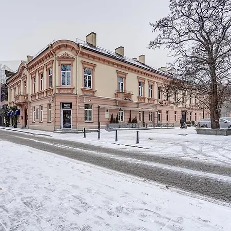 Domillion 2bdr Bright&central Pa227